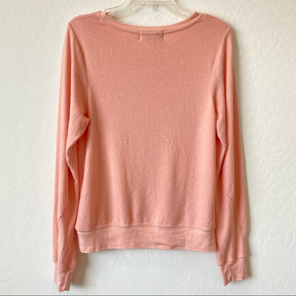 WILDFOX Tri Bolt Graphic Sweatshirt Guava Medium - Picture 6 of 6